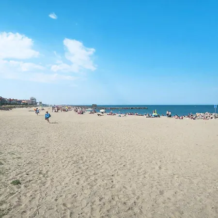 Apartment Les Terrasses Fleuries By Interhome Saint-Cyprien (Pyrenees-Orientales)
